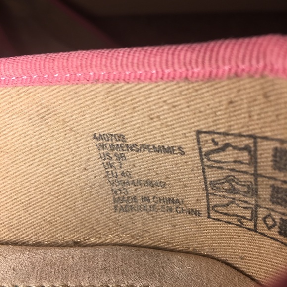 Summer Flats - Picture 2 of 3